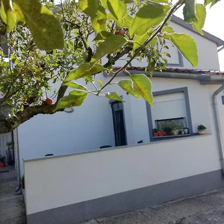 Gordana Apartment *